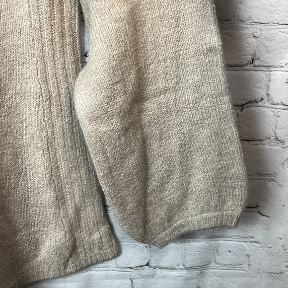 Style & Co. Natural Heather Ribbed Bishop Sleeve Sweater Size Large - Picture 4 of 5